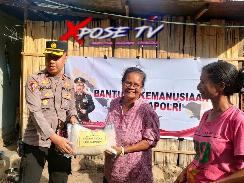 Kapolri Salurkan 50 Ton Beras 