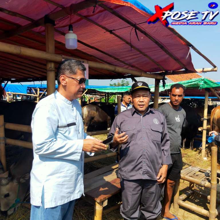 Dinas Perikanan dan Peternakan (Diskanak) Kabupaten Bogor, turun langsung melakukan pengecekan kesehatan hewan