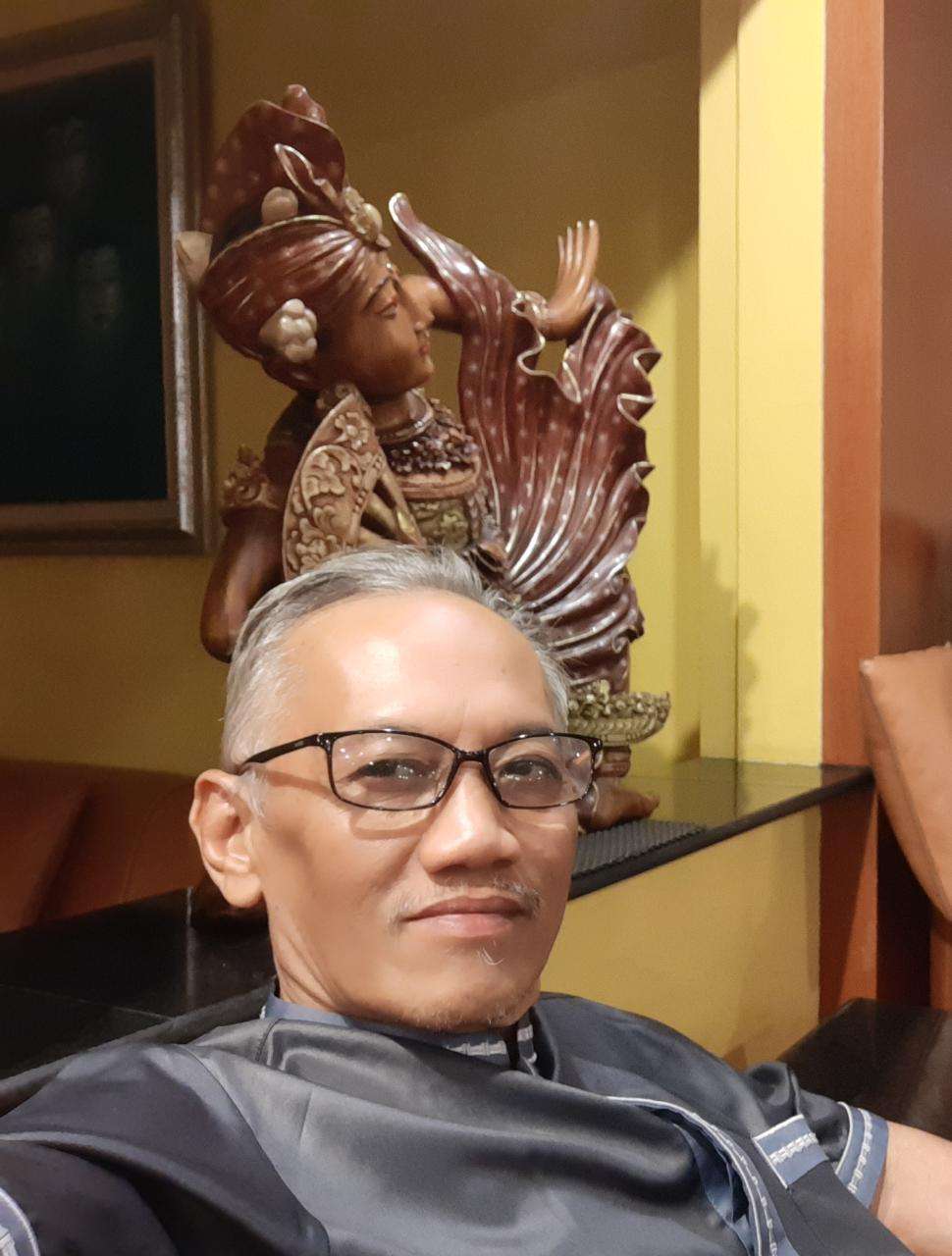 Perusahaan Tidak mengantongi perizinan 