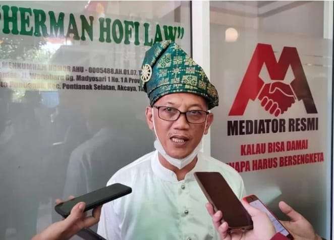 Ketua LBH Herman Hofi