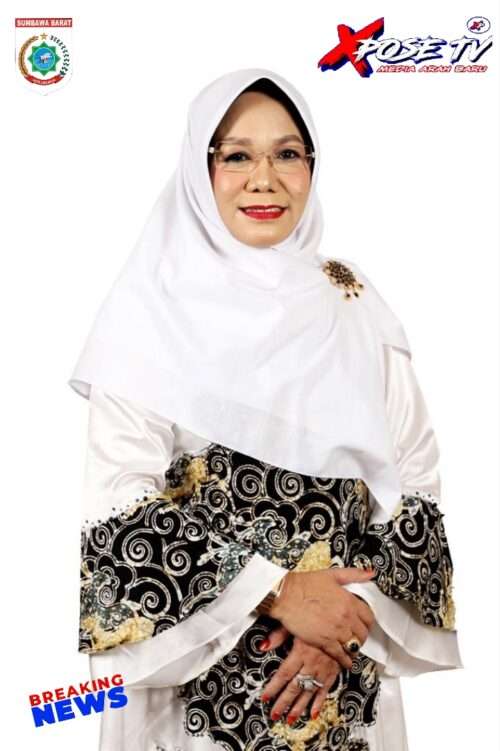 Hj. Hanifah Wanita Pemimpin