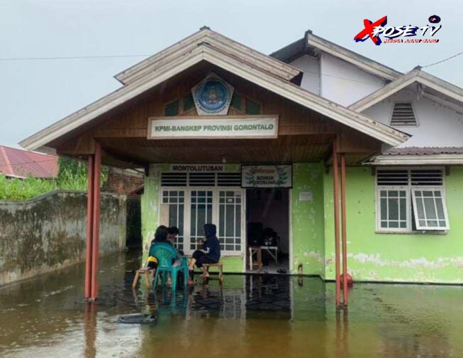 Banjir Menerjang