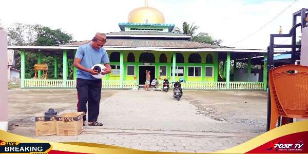 Jelang Idul Adha,Anggota Takmirul Mesjid Gelar Bersih Di Mesjid Nurul Insan.