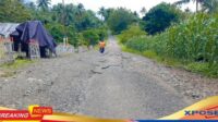 Jalan Di Desa Talumopatu Sudah Puluhan Tahun Rusak Parah.