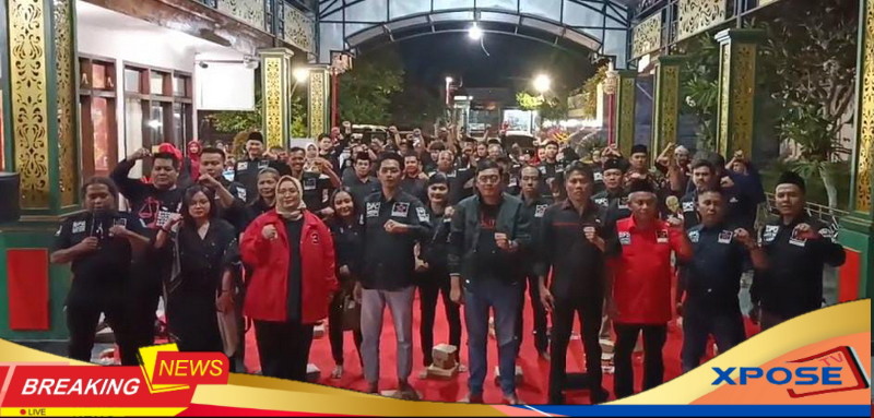 Dewan Pimpinan Daerah (DPD) Relawan Perjuangan Demokrasi (Repdem) Jawa Timur menggelar refleksi (Hari Ulang Tahun) HUT Kemerdekaan ke-79 RI (Republik Indonesia) di kawasan Makam Proklamator