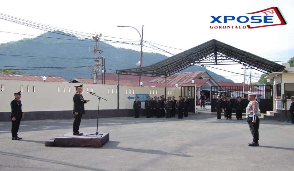 Pimpin Upacara Hari Kesaktian Pancasila