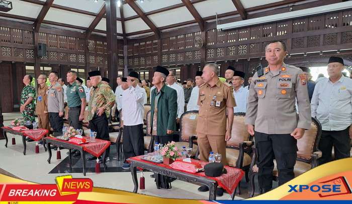 Forum Kerukunan Umat Beragama (FKUB) Kabupaten Malang resmi mengukuhkan jajaran pengurus masa kerja 2025–2030 dalam sebuah acara khidmat